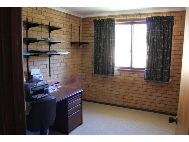 10 Neales Street, Kaleen ACT 2617