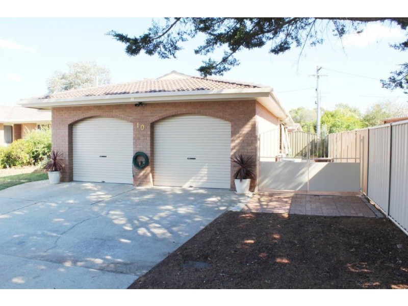 10 Neales Street, Kaleen ACT 2617