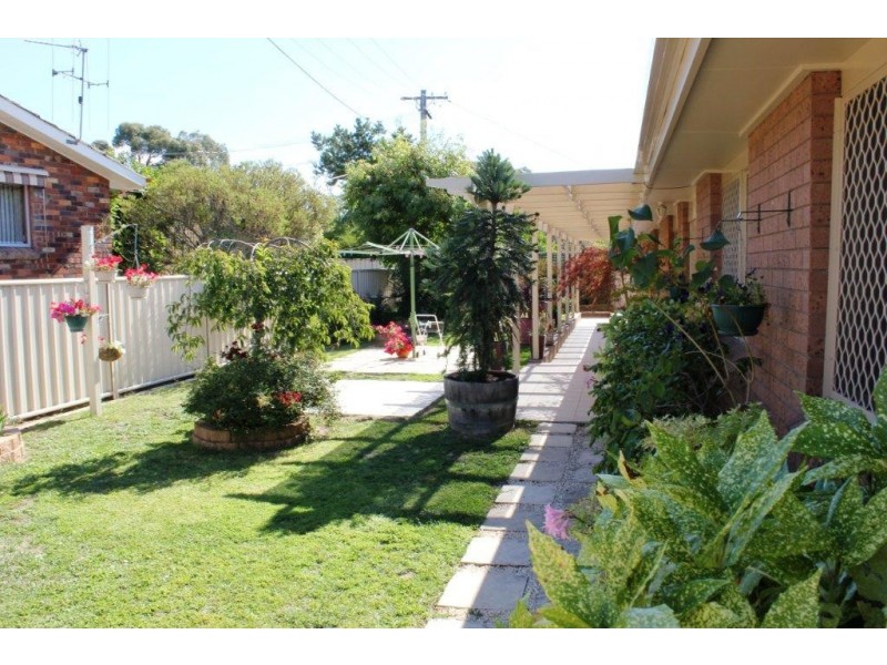 10 Neales Street, Kaleen ACT 2617