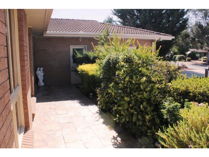 10 Neales Street, Kaleen ACT 2617