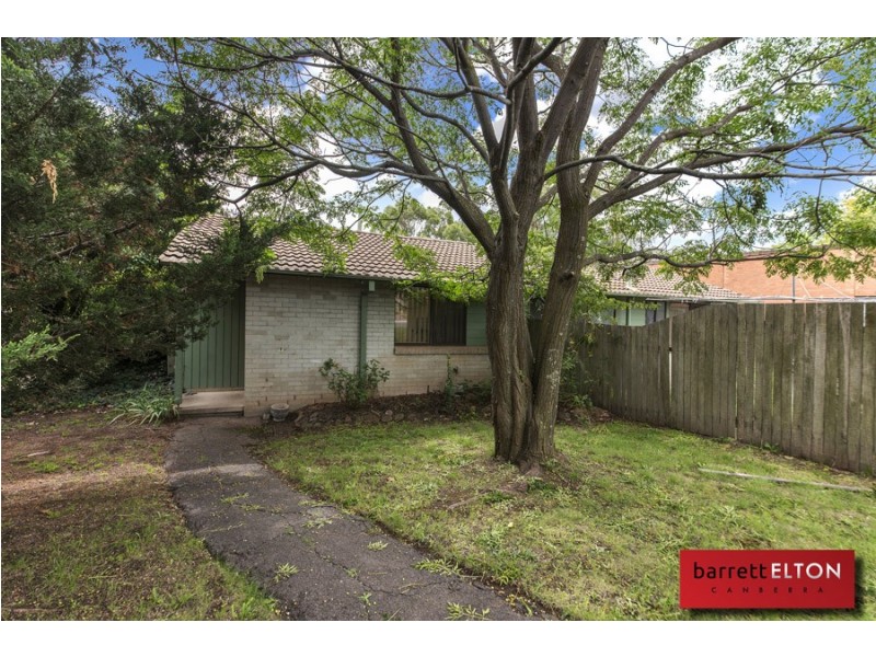 7 Waterfield Place, Charnwood ACT 2615