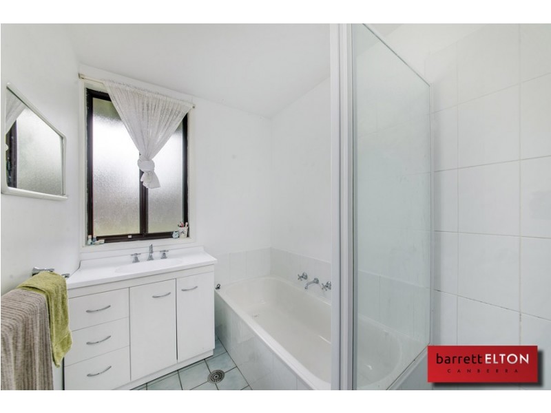 7 Waterfield Place, Charnwood ACT 2615