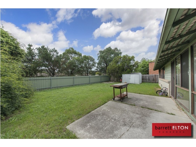 7 Waterfield Place, Charnwood ACT 2615