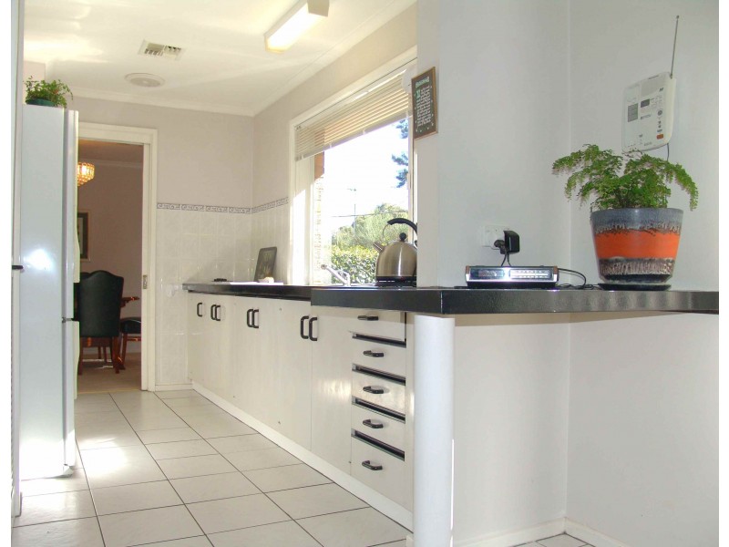 2 Berne Place, Macgregor ACT 2615