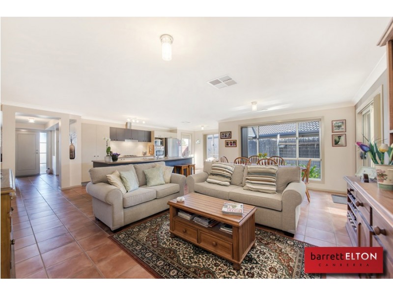 11 Lovely Close, Dunlop ACT 2615