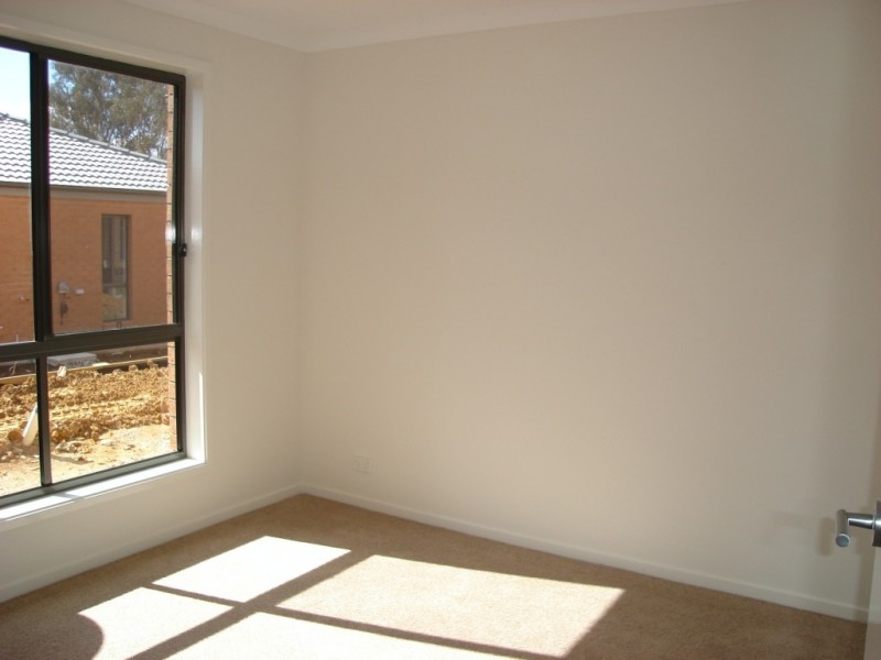 11 Ian Nicol Street, Watson ACT 2602