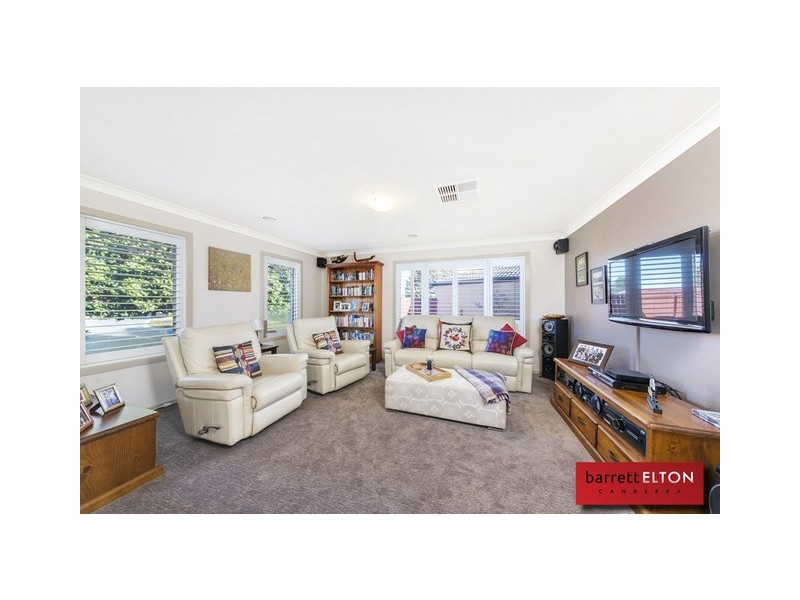 11 Lovely Close, Dunlop ACT 2615