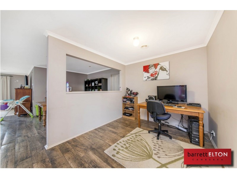 17 Pedrail Place, Dunlop ACT 2615