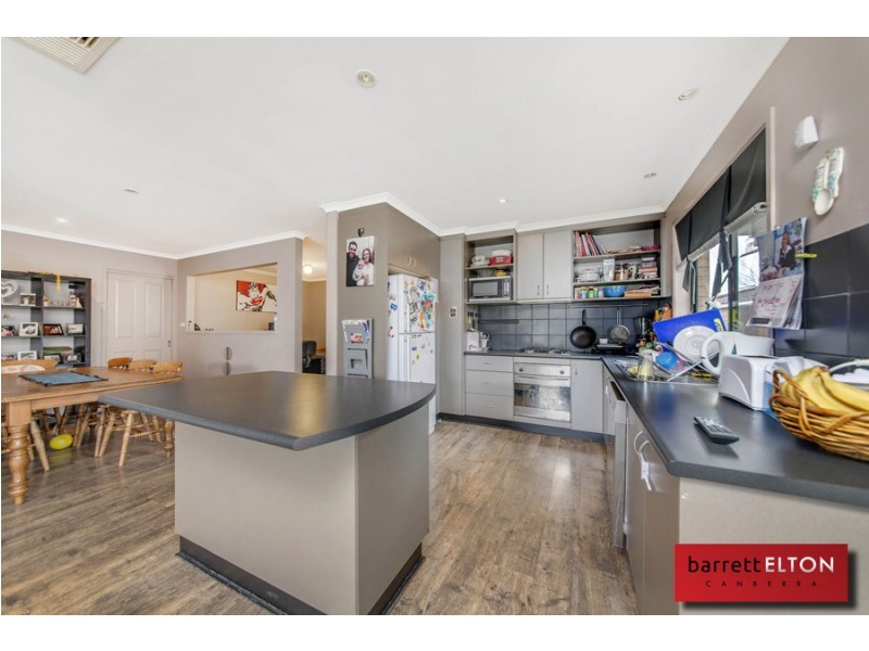 17 Pedrail Place, Dunlop ACT 2615