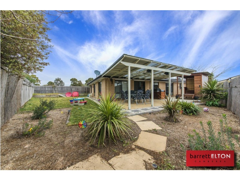 17 Pedrail Place, Dunlop ACT 2615