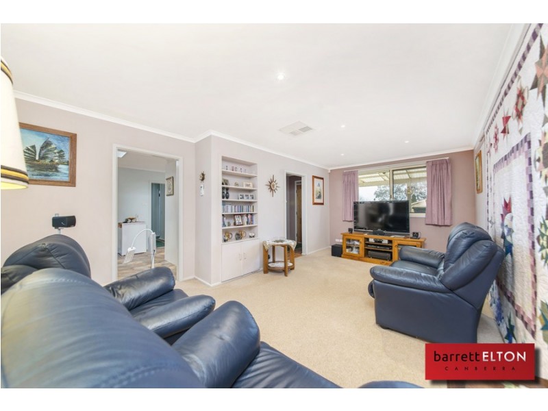 15 McDougall Street, Charnwood ACT 2615
