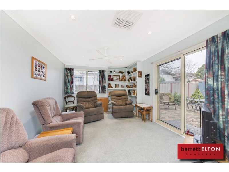 15 McDougall Street, Charnwood ACT 2615