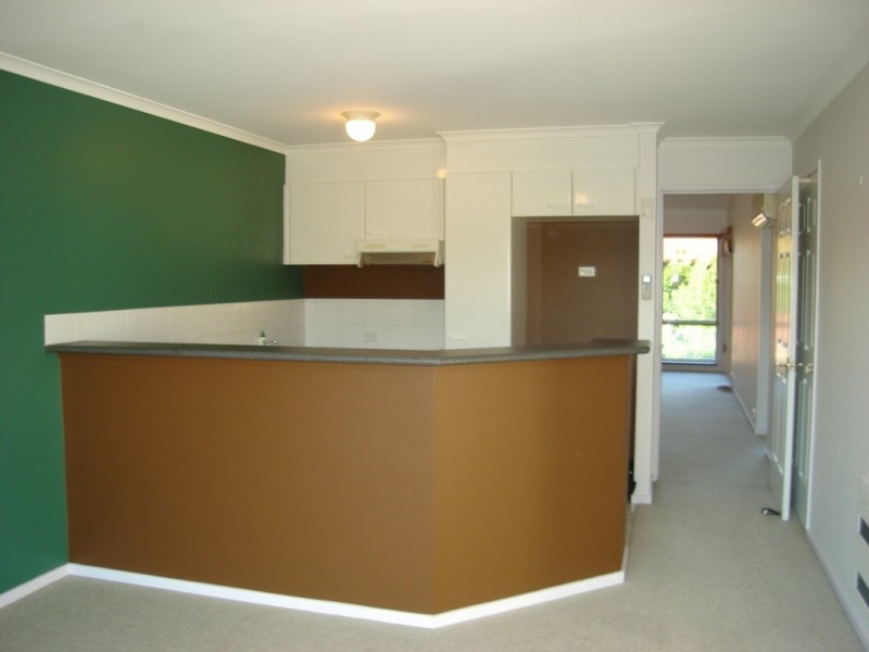 75/44 Jerrabomberra Avenue, Narrabundah ACT 2604