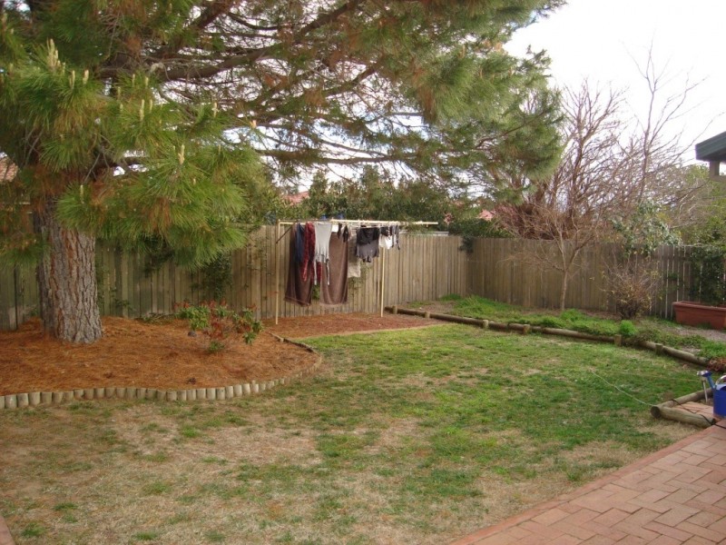 7 Bushby Place, Holt ACT 2615