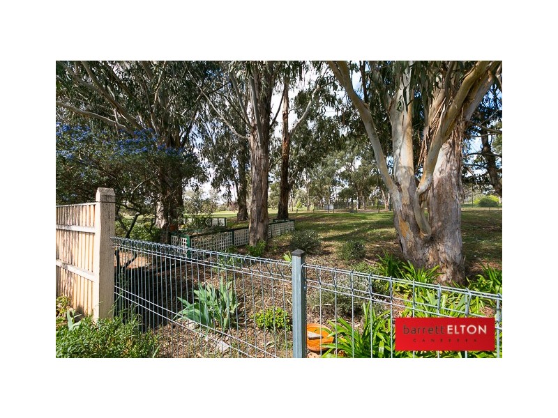 53 Britten Jones Drive, Holt ACT 2615