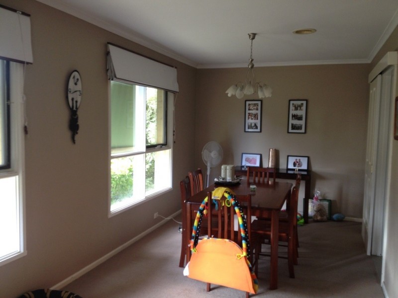 22 Dalley Crescent, Latham ACT 2615