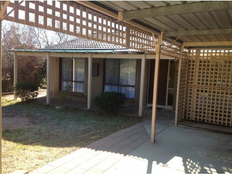 10 Builder Crescent, Theodore ACT 2905