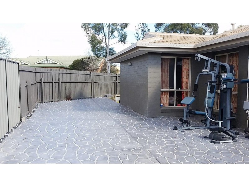 21 Raiwalla Court, Ngunnawal ACT 2913