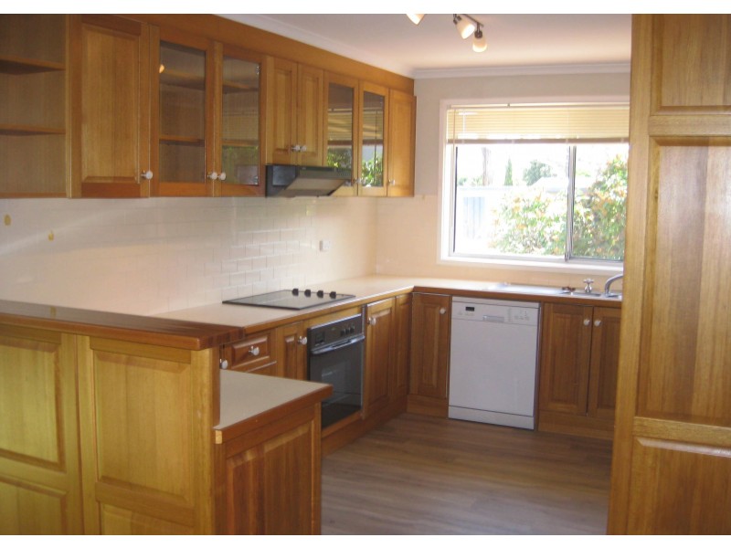 27 Macnaughton Street, Holt ACT 2615