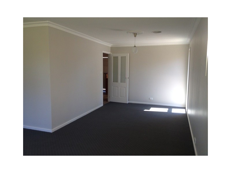 27 Macnaughton Street, Holt ACT 2615