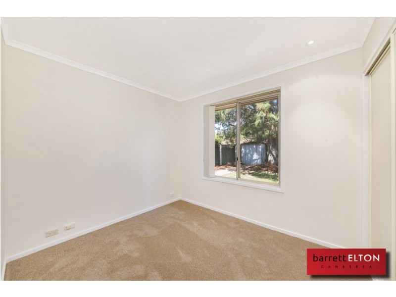 7 Bushby Place, Holt ACT 2615
