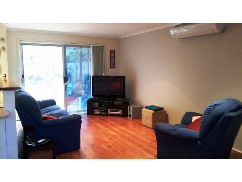 21 Jenner Court, Wanniassa ACT 2903