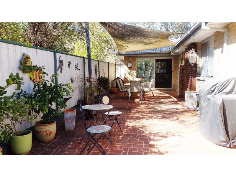21 Jenner Court, Wanniassa ACT 2903