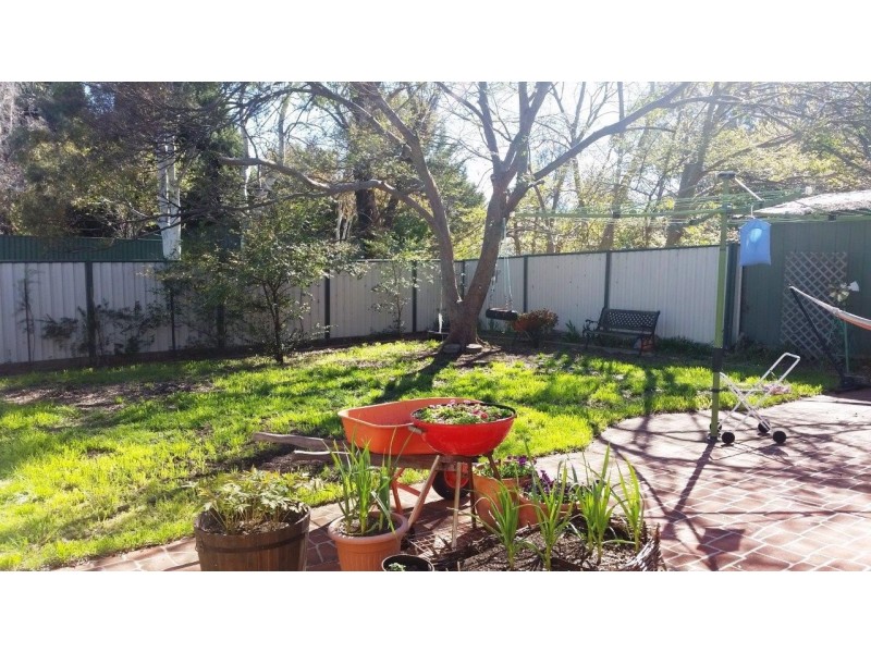 21 Jenner Court, Wanniassa ACT 2903