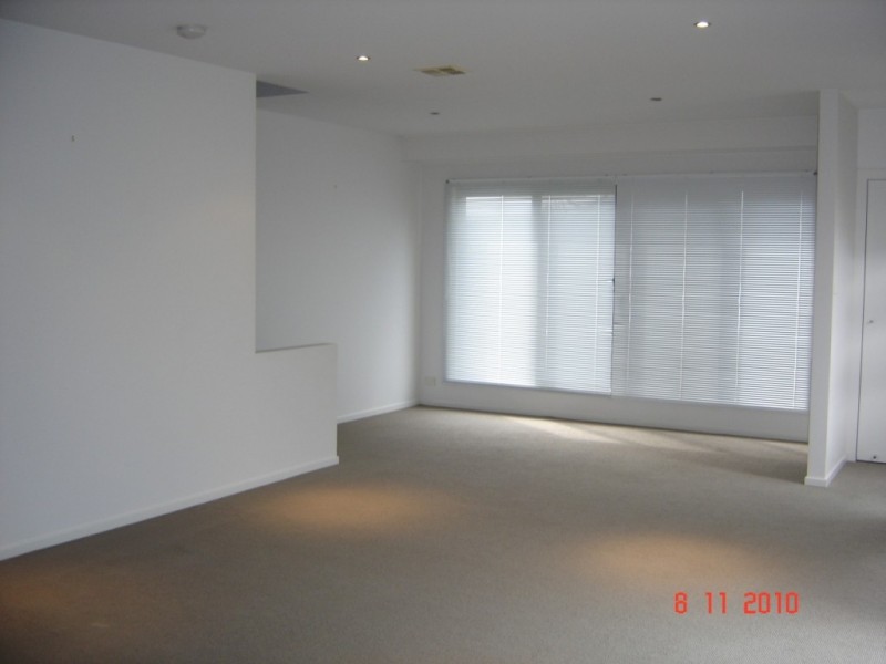 29/215 Aspinall Street, Watson ACT 2602