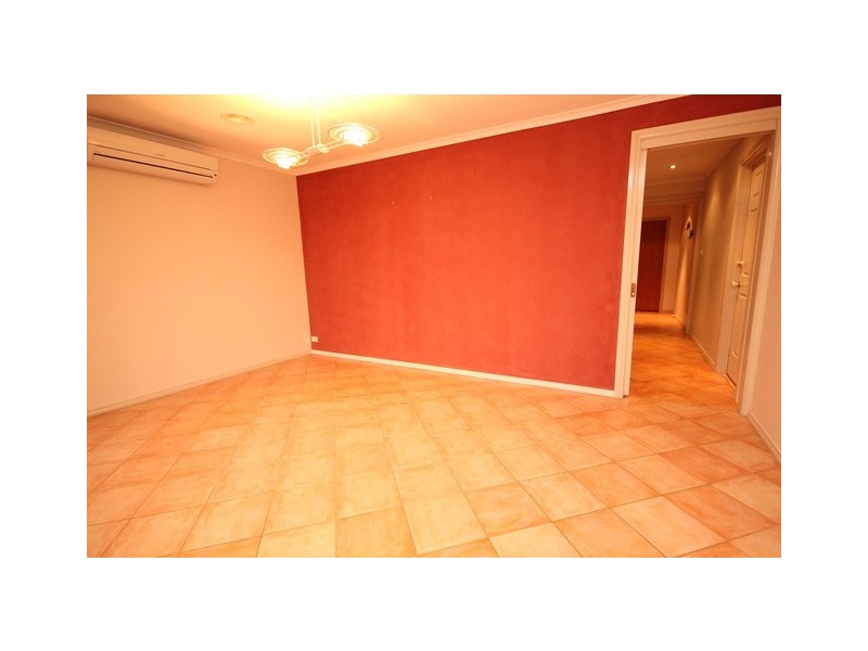 11 Bulalla Court, Ngunnawal ACT 2913