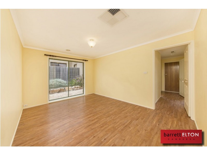 6 Swallow Street, Dunlop ACT 2615