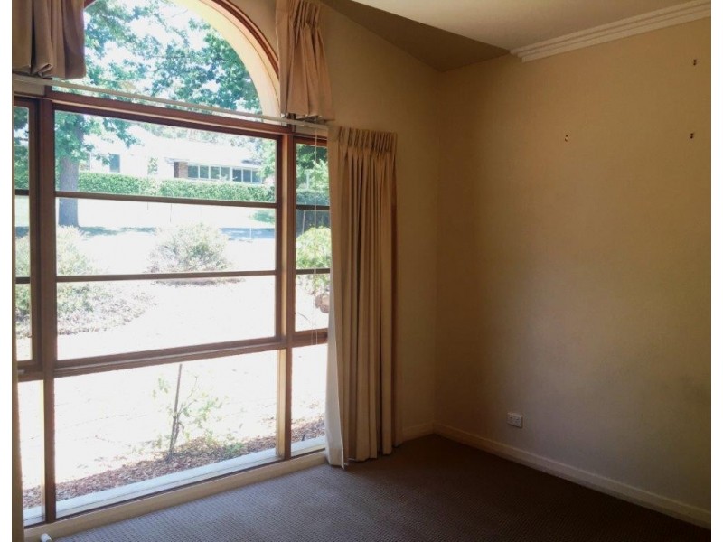 180 Wattle Street, Lyneham ACT 2602