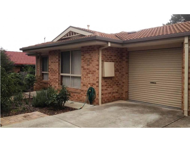 54 Britten Jones Drive, Holt ACT 2615