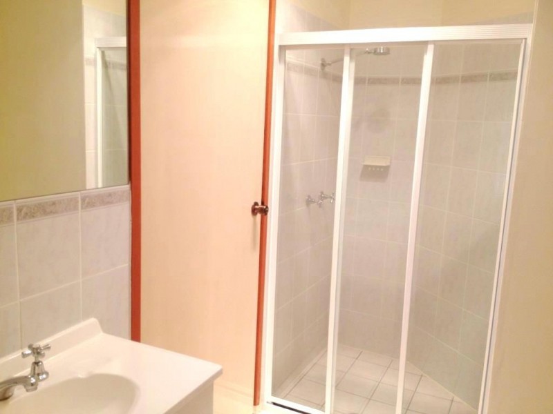 54 Britten Jones Drive, Holt ACT 2615