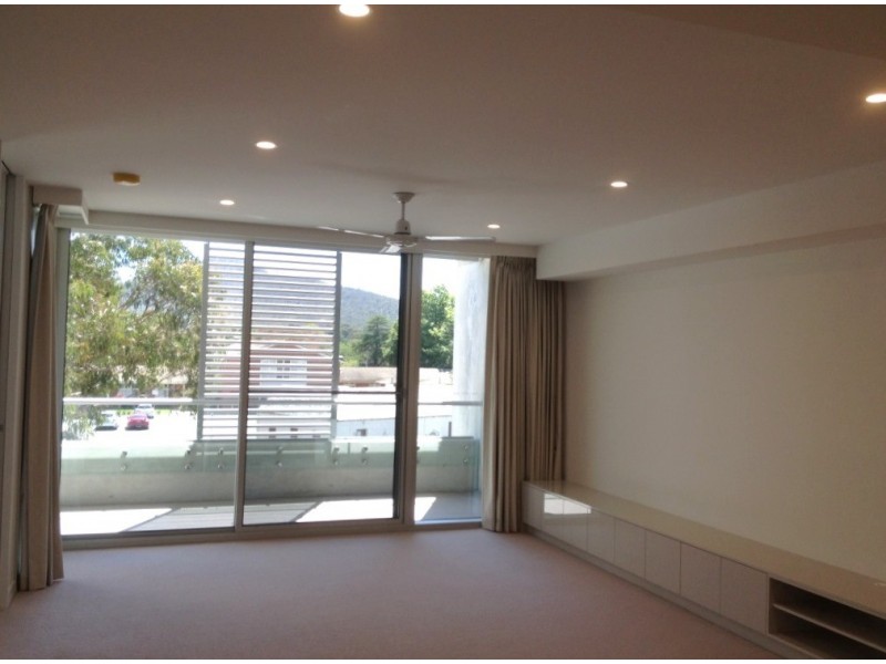 24/43 Constitution Avenue, Reid ACT 2612