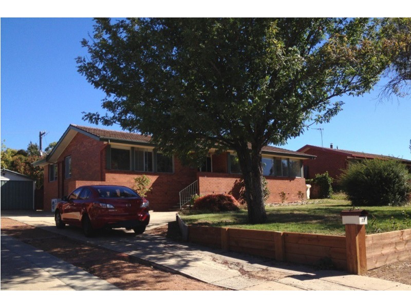 25 Carron Street, Page ACT 2614