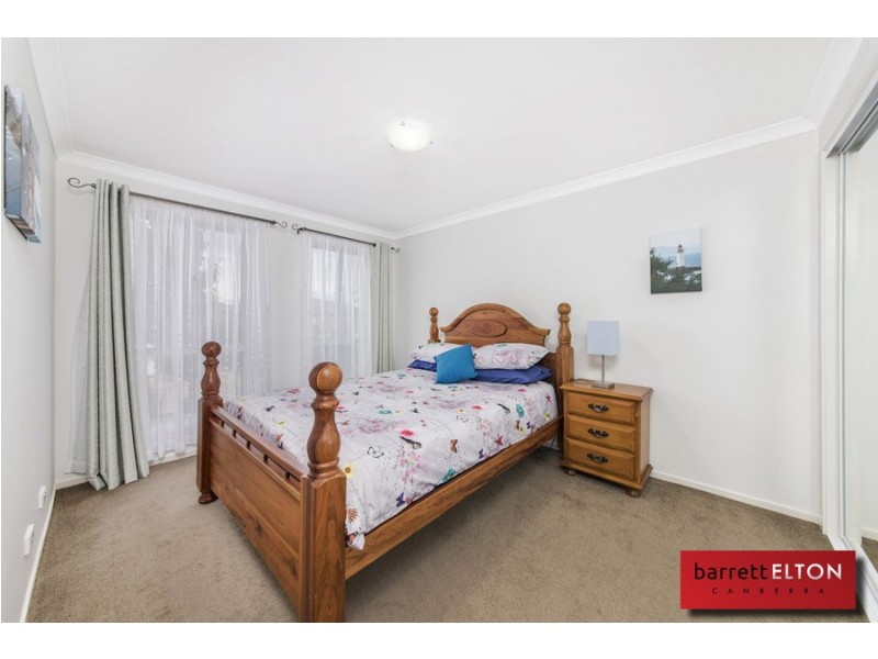 34 Audrey Cahn Street, Macgregor ACT 2615