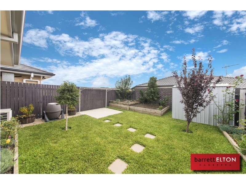 34 Audrey Cahn Street, Macgregor ACT 2615