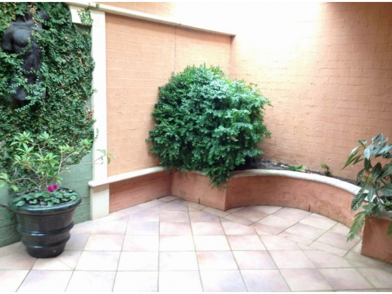 133/15 John Cleland Crescent, Florey ACT 2615