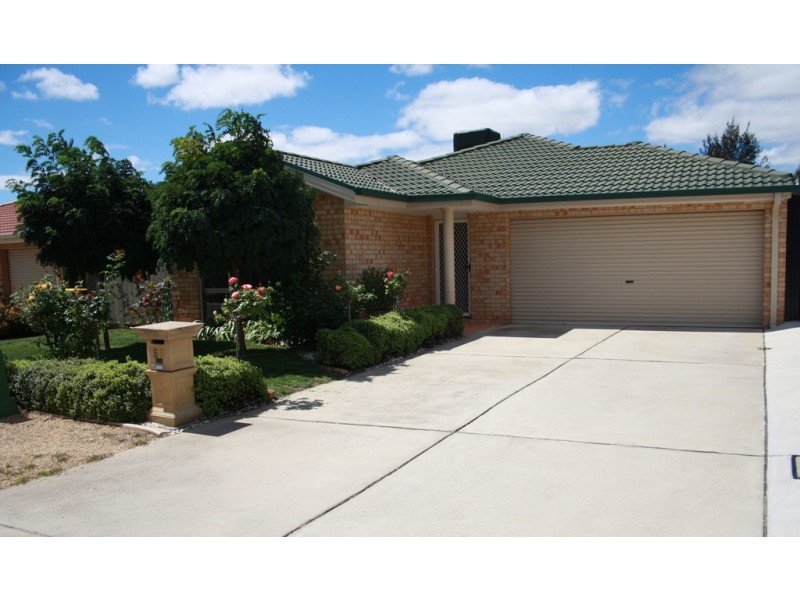 58 Shoobridge Circuit, Dunlop ACT 2615