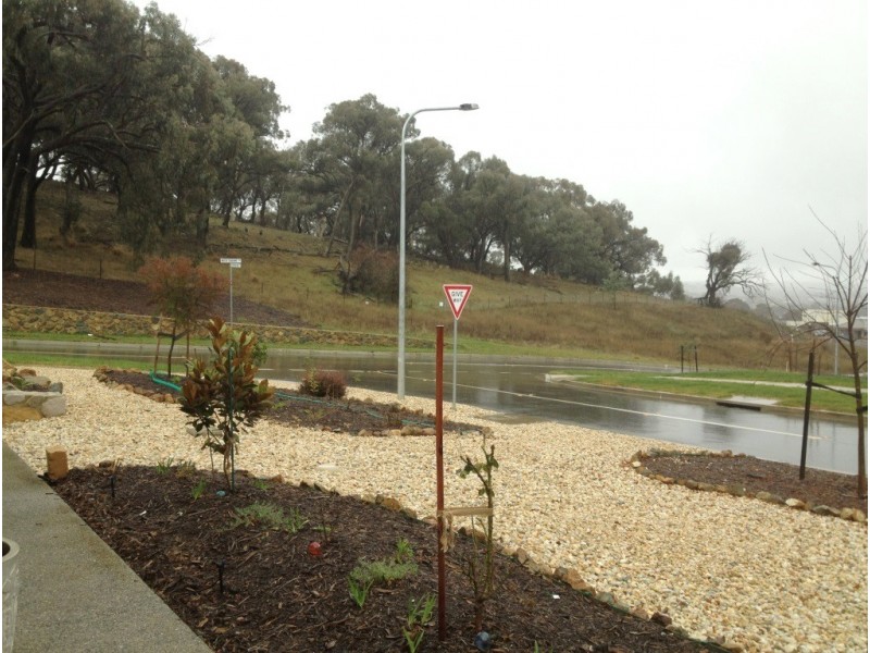 17 Beanland Street, Casey ACT 2913