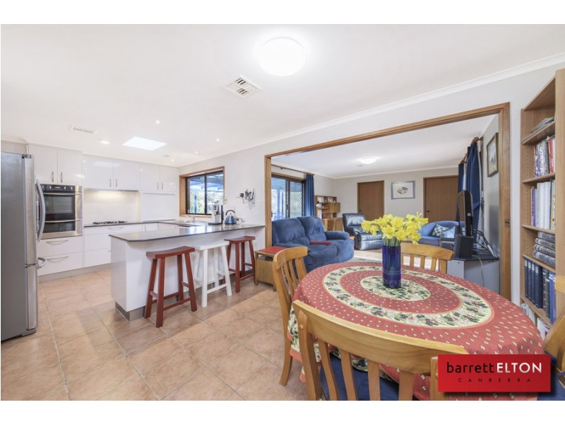 8 Berne Crescent, Macgregor ACT 2615
