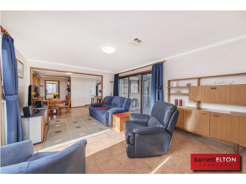 8 Berne Crescent, Macgregor ACT 2615