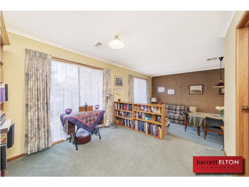8 Berne Crescent, Macgregor ACT 2615
