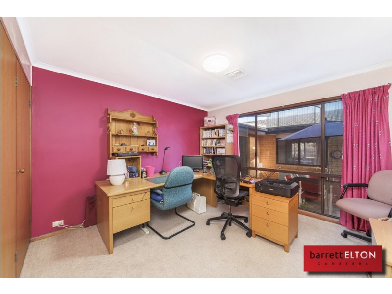 8 Berne Crescent, Macgregor ACT 2615