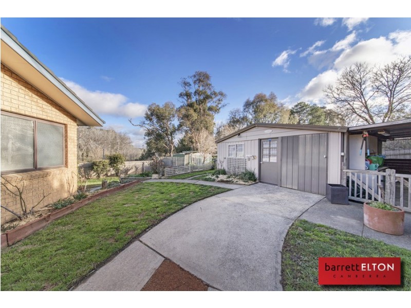 8 Berne Crescent, Macgregor ACT 2615