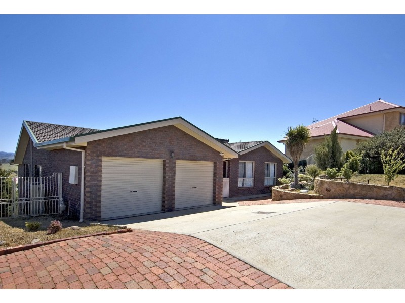 14 Pomeroy Street, Dunlop ACT 2615