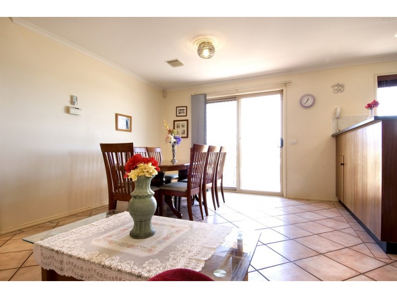 14 Pomeroy Street, Dunlop ACT 2615