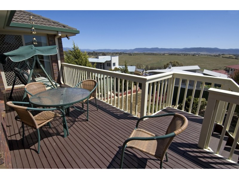 14 Pomeroy Street, Dunlop ACT 2615