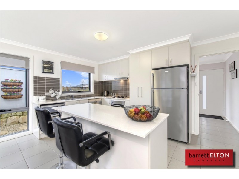 7 John Holt Street, Macgregor ACT 2615